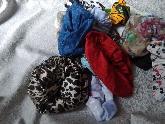 Singular Large Hair Scrunchie