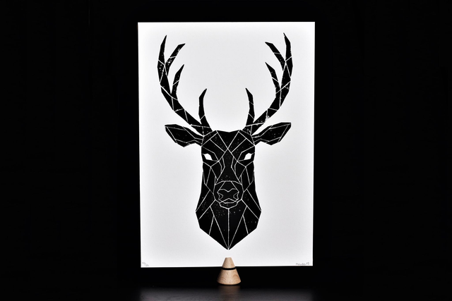 Linogravure A4 Cerf Géométrique