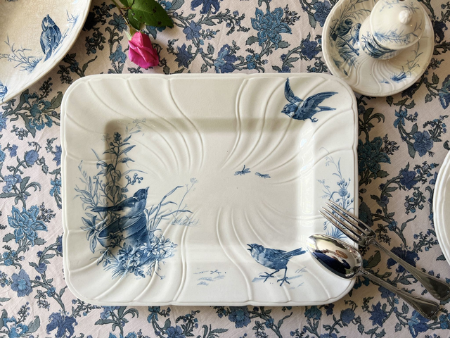 PLAT AUX OISEAUX 4 - Spectaculaire Grand Plat Rectangulaire aux Oiseaux par la manufacture française de Gien - Terre de Fer