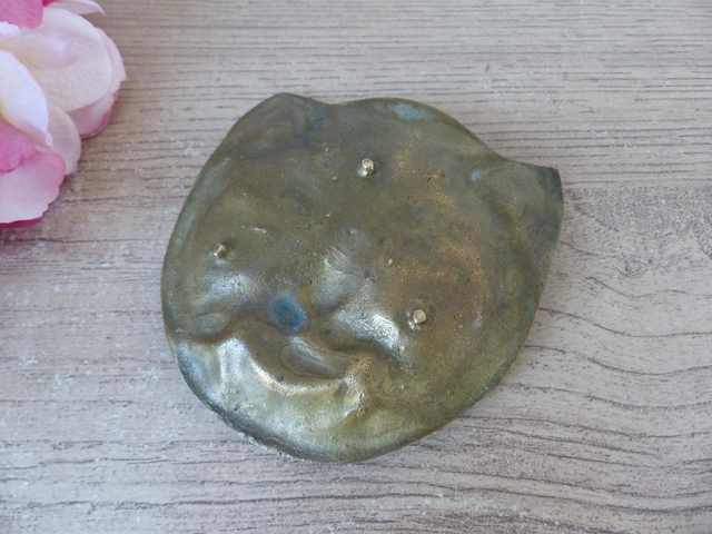 Cendrier chat vintage en laiton doré – vide-poche décoratif et élégant - plateau à bagues - Cadeau rétro cendrier chat en métal doré ancien