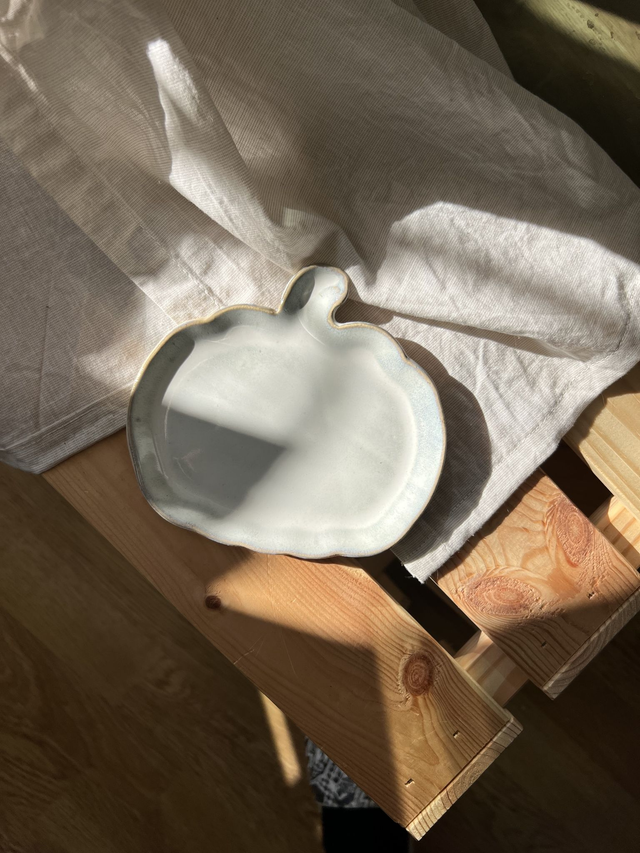 Dekoteller Kürbis weiß