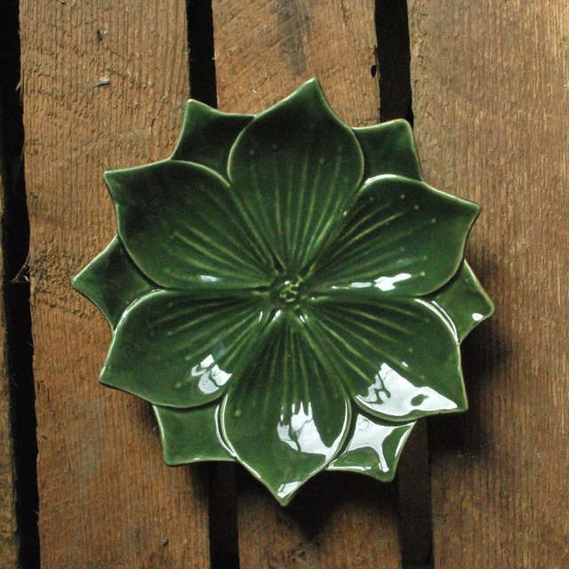 Saucer - Green Flower 