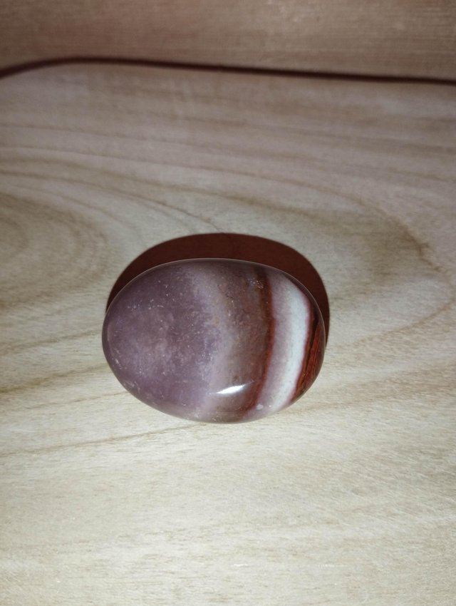 Jaspe polychrome en galet 