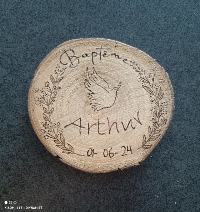Décoration rondelle bois baptême