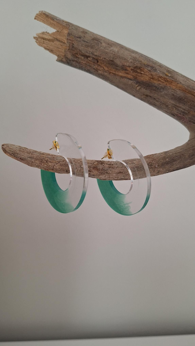 Créoles vertes et transparentes 