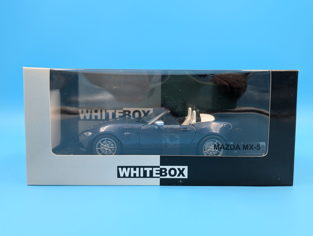 Mazda MX-5 Roadster år 2019 - Skala 1:24