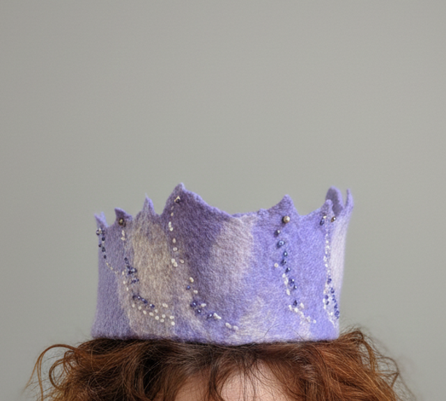 Karūna su raišteliais