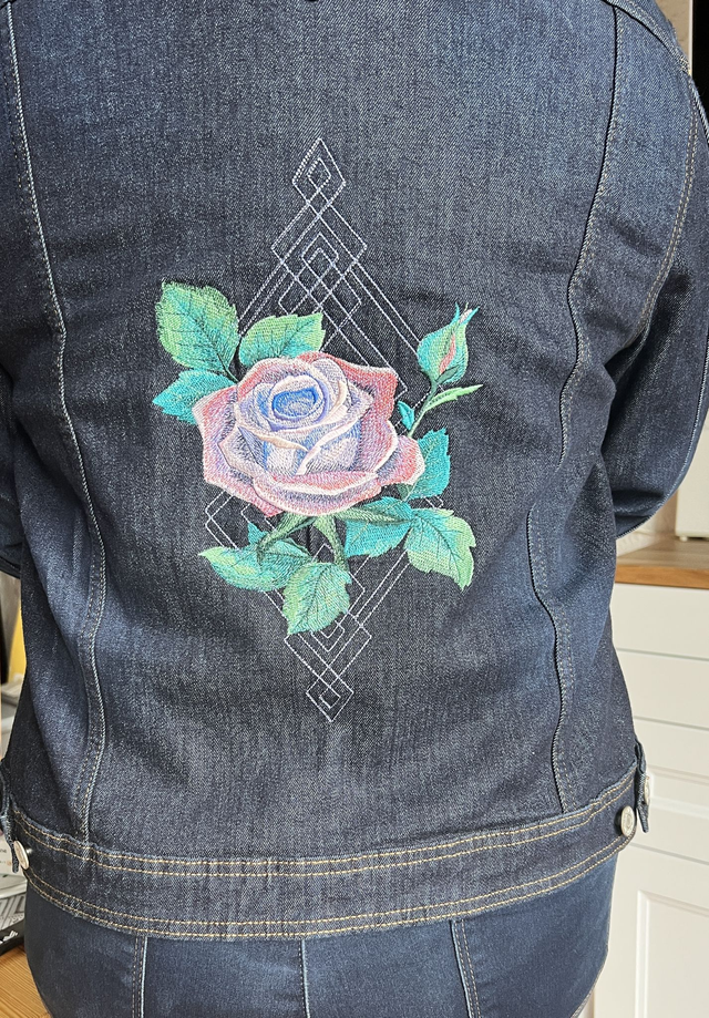 Dos de veste "rose"