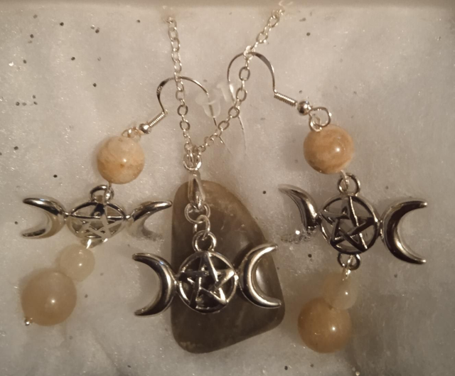 pierre de lune (parure boucles d'oreilles et pendentif) 