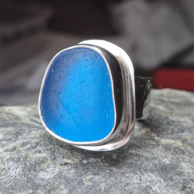 Size U Electric Blue Sea Glass and Sterling Silver Ring