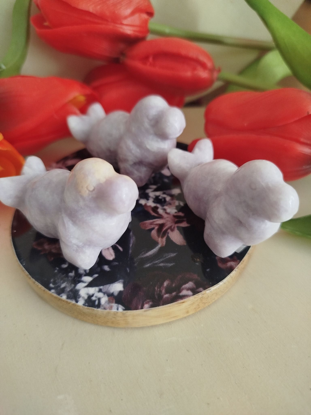 Petit phoque  en Lepidolite 