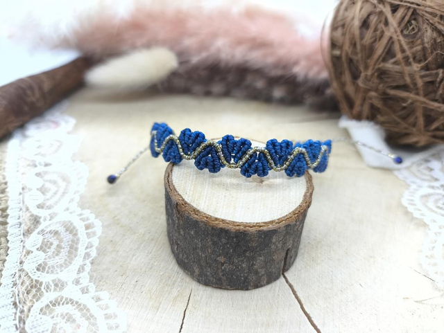 Bracelet tissage coeurs bleu/doré 