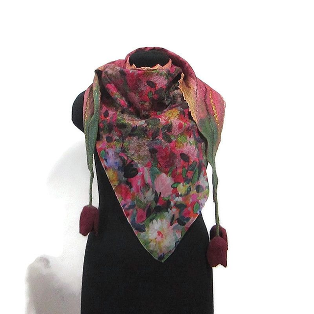 Scialle lana merino seta feltro Fatto a mano scialle infeltrimento fiori tulipani Sciarpa rosa donna Scialle Regalo unico