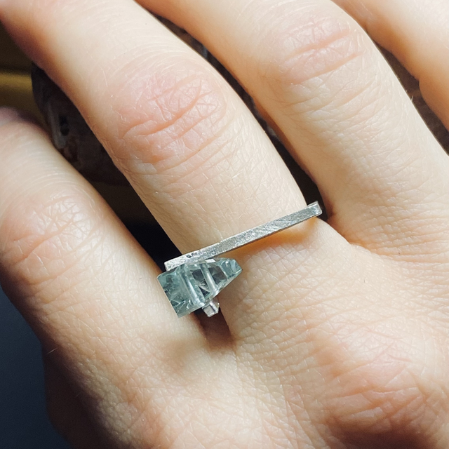 J922 ANRLLO QUADRO DISASSATO ACQUAMARINA