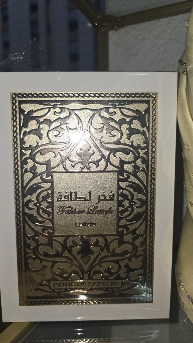 Parfum fakher lattafa 
