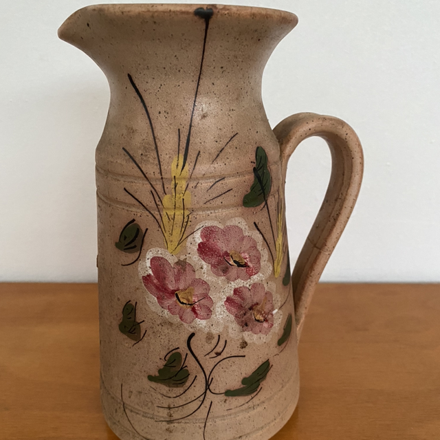 Vase pichet en grès à fleurs