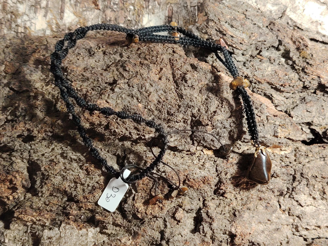 Collier macramé oeil de tigre D30