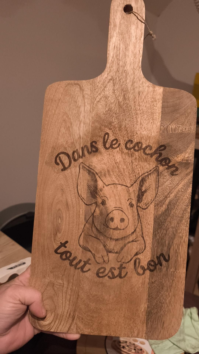 Planche à découper en bois