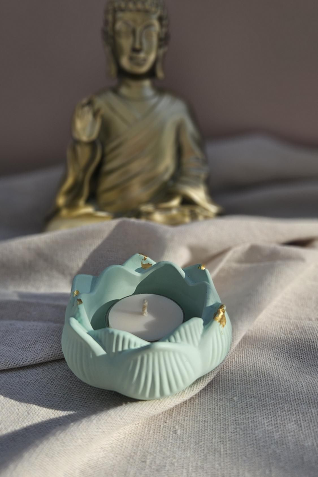 Bougeoir fleur de lotus en résine