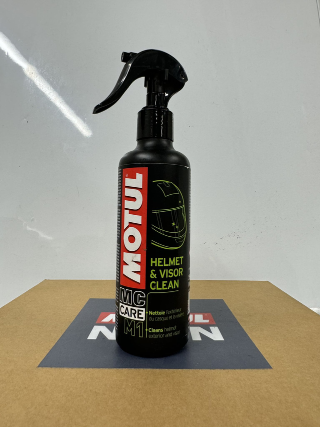 Nettoyant casque M1 Helmet &amp; Visor Clean 250ml
