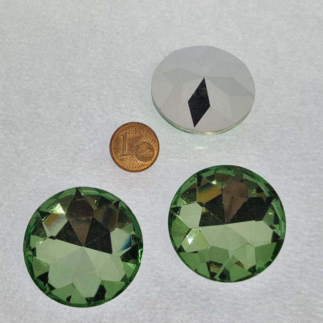 Fancy Chaton, Peridot Green, 35mm