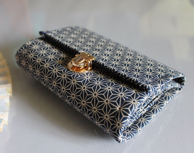 Portefeuille court à fermoir "Asanoha" bleu