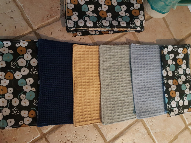 1 feuille d'essuie-tout floral vintage (coloris au choix)