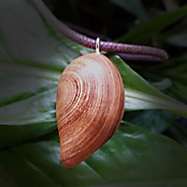  Goutte ronds dans l'eau