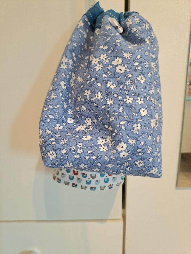 Distributeur de lingettes