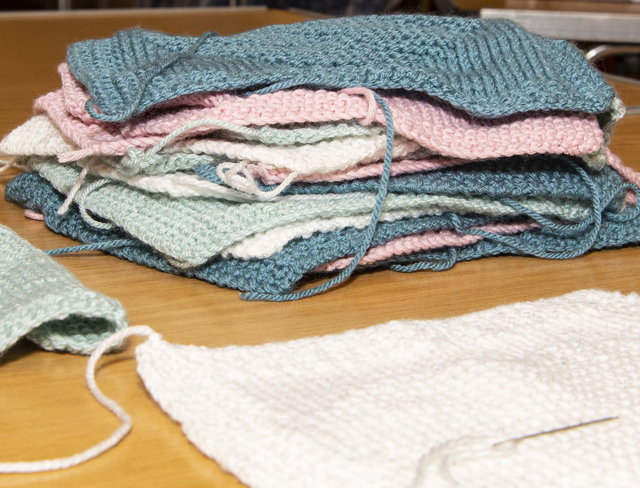 Beginner knitting session 2