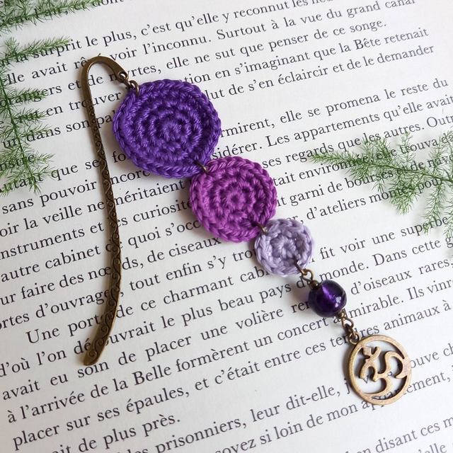 Marque-pages violet et bronze - Symbole Om