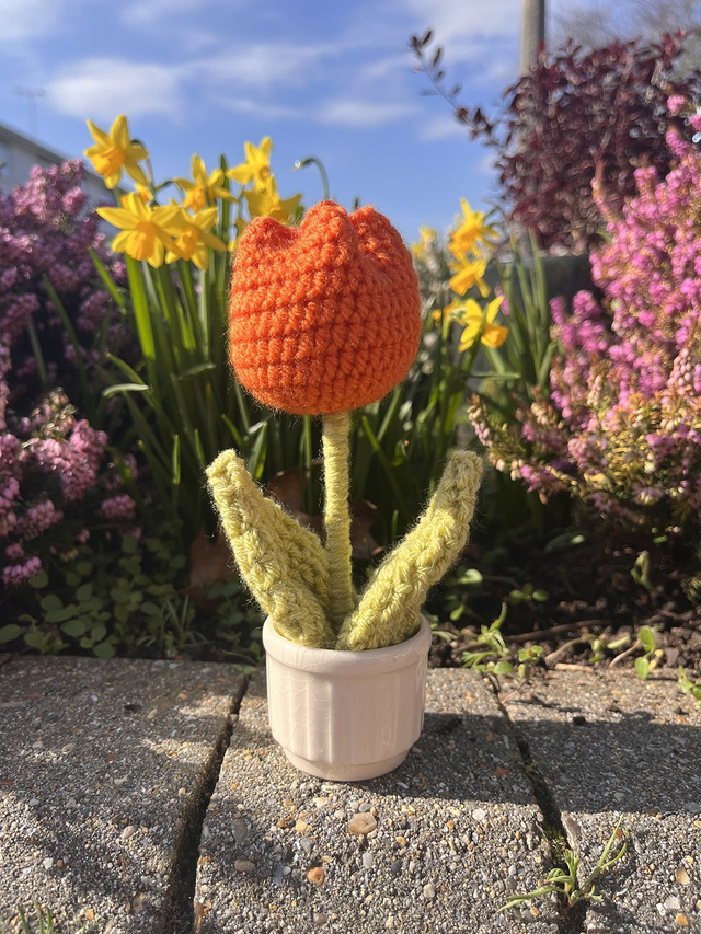 Crochet Tulip (Rusty Orange)
