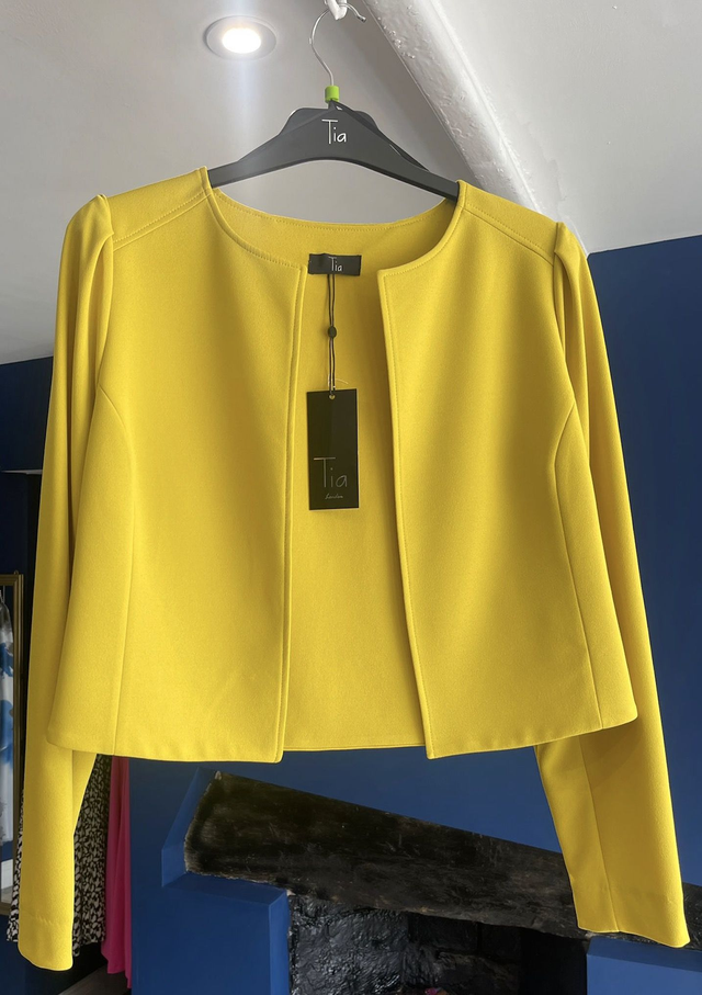 Tia Contemporary Style Jacket (Yellow)