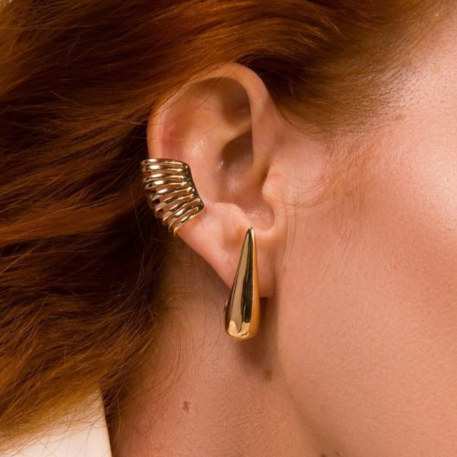 Brinco Liso Gota Alongada 