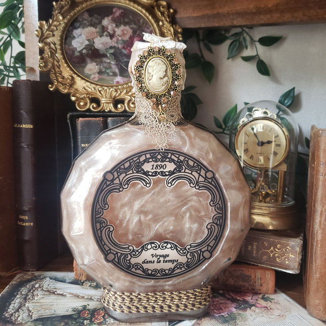 Voyage dans le Temps - 1890