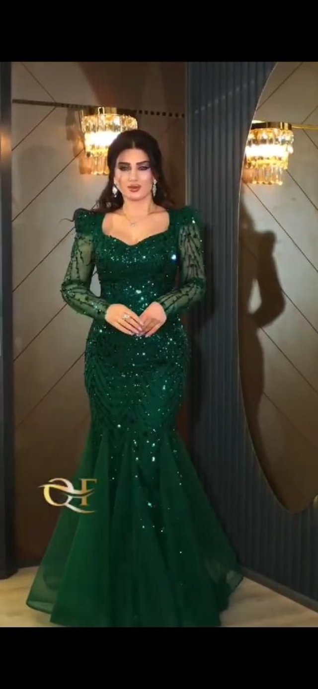 Robe de Soirée Vert Foncé Manches longues avec Paillettes / Réf : RMSR06