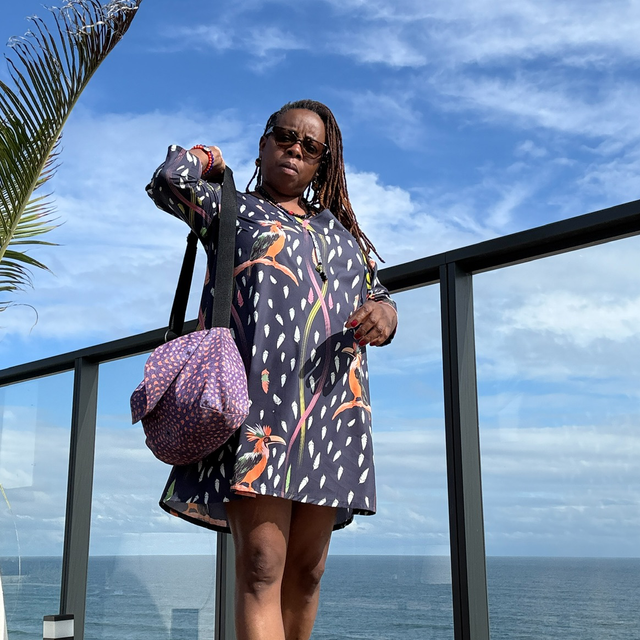 Ewà robe tunique imprimée Hornbill noir