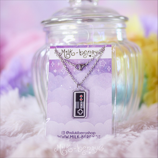 Collier Acrylique Recyclé Pixel Nes Retrogaming