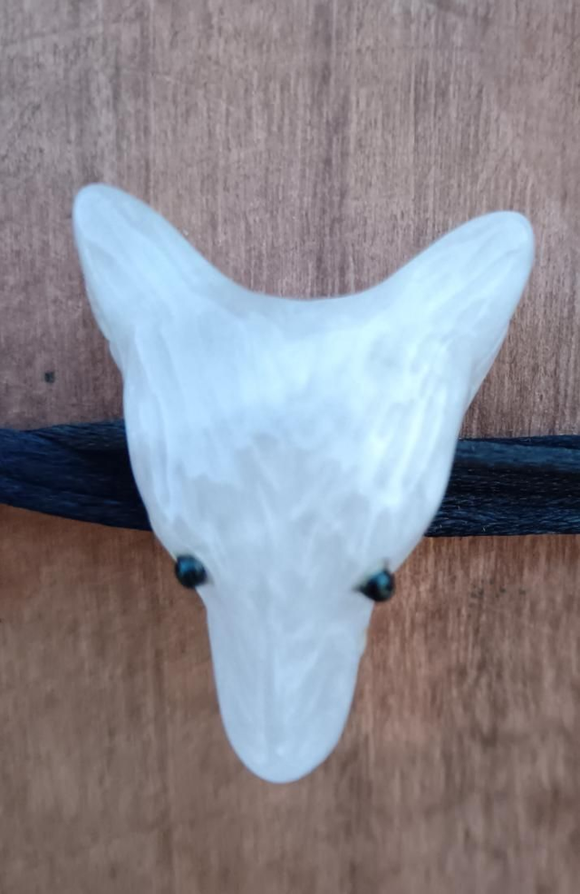 Loup en quartz rose (pendentif) 