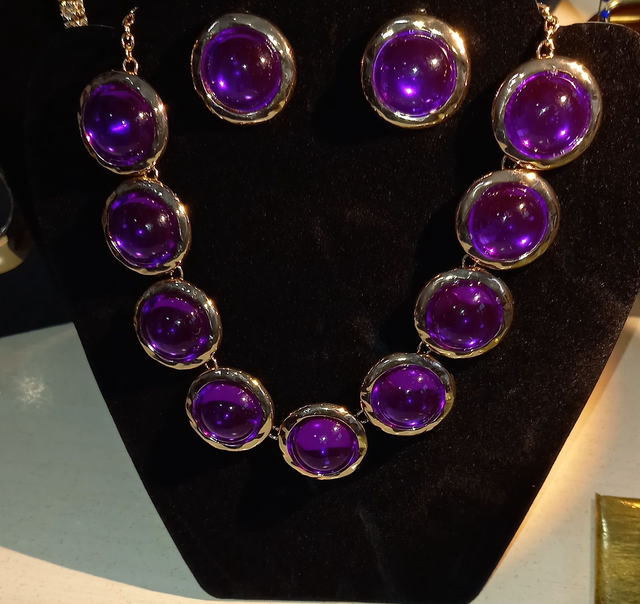 Halskette mit Ohrringe, Set Nr. 1