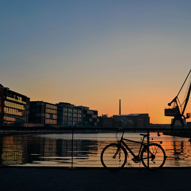 Fahrrad am Hafenkran