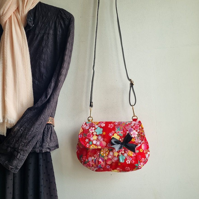 Sac forme pochette &quot;Miya&quot; rouge