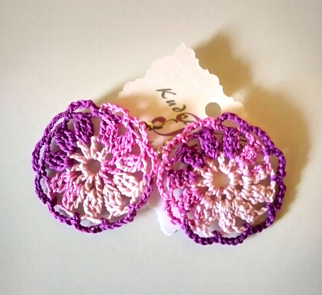 Virkatut Kukka- korvakorut, monivärinen   