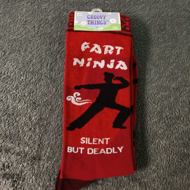 Groovy Things Fart Ninja - Adult 9-12, Red multi