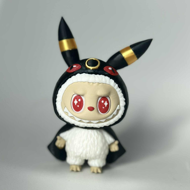 Pokemon x Labubu - umbreon crossover figurine