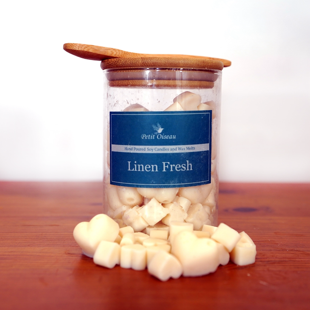 Linen Wax Melts jar with spoon 