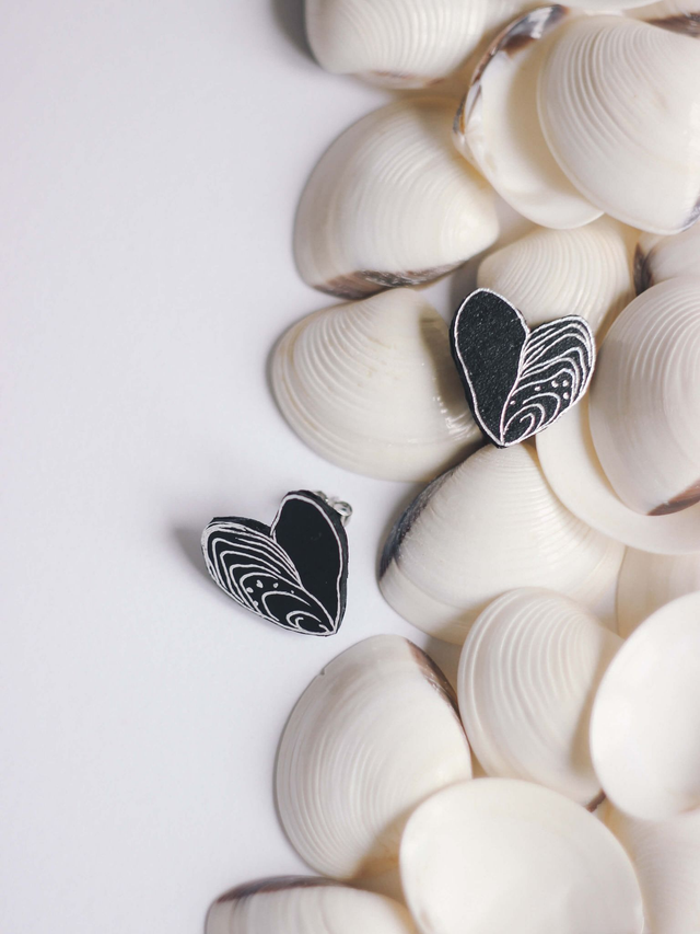 Kolczyki serduszka srebrne duże