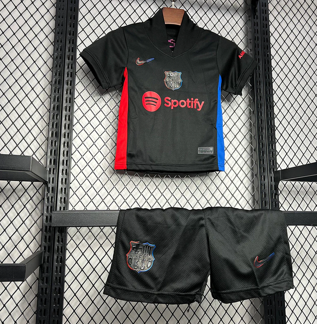 Conjunto camiseta + pantalón NIÑOS 2ª Barcelona- 24-25