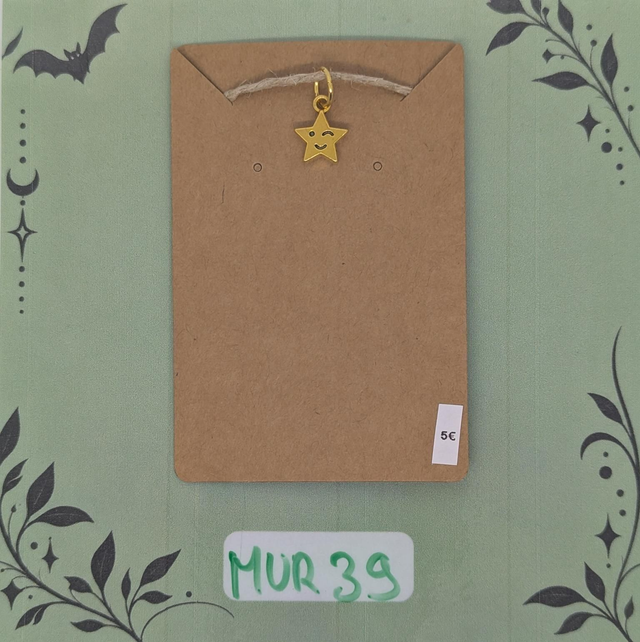 MUR39 Pendentif Étoile souriante 