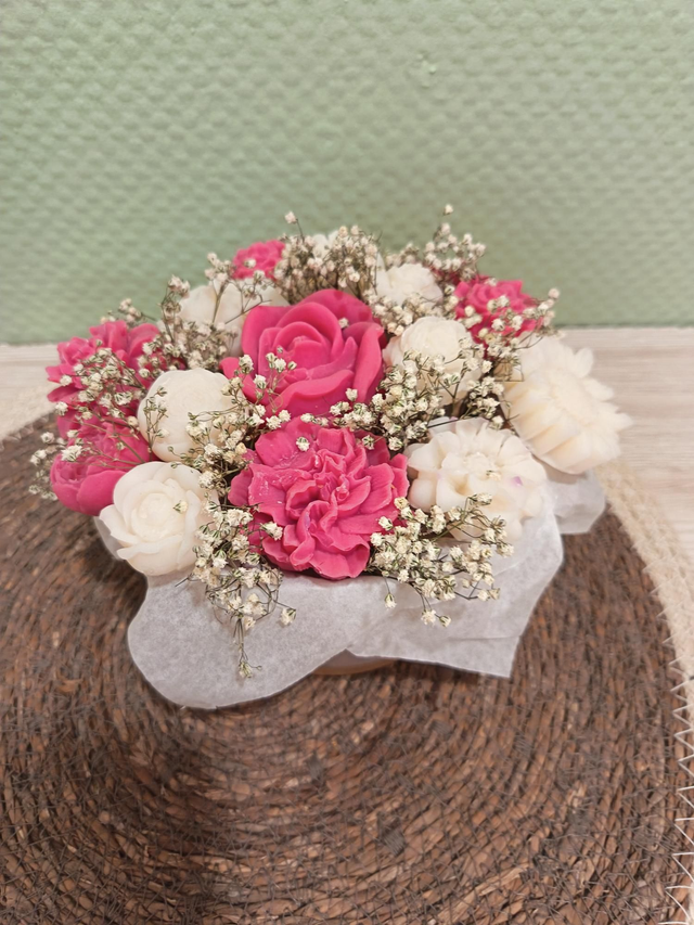 Composition florale musc envoûtant / délice de violette